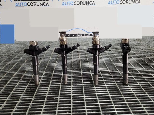 bontott NISSAN NAVARA Porlasztó (1 db)