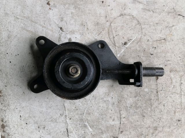 bontott NISSAN NAVARA Vezérlés Lánc / Szíj Feszítő Görgő