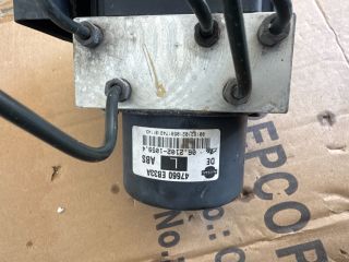 bontott NISSAN NAVARA ABS Kocka