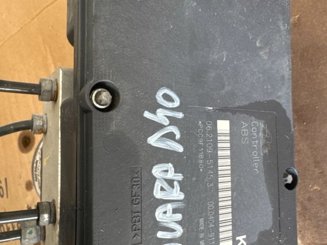 bontott NISSAN NAVARA ABS Kocka