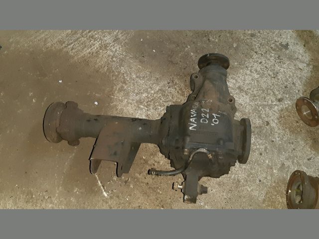 bontott NISSAN NAVARA Első Differenciálmű