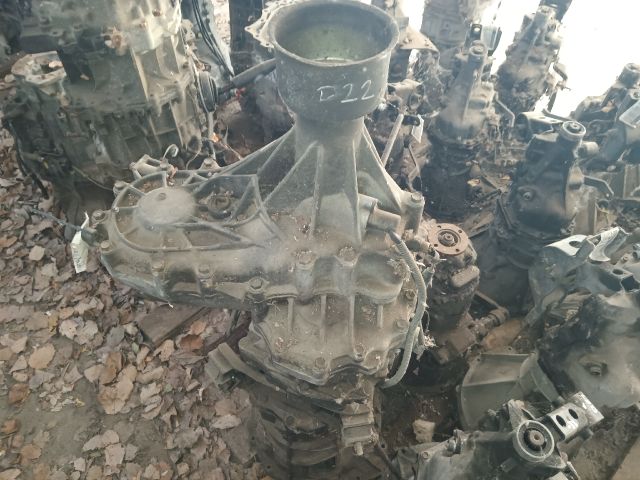 bontott NISSAN NAVARA Váltó (Mechanikus)