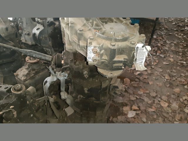 bontott NISSAN NAVARA Váltó (Mechanikus)