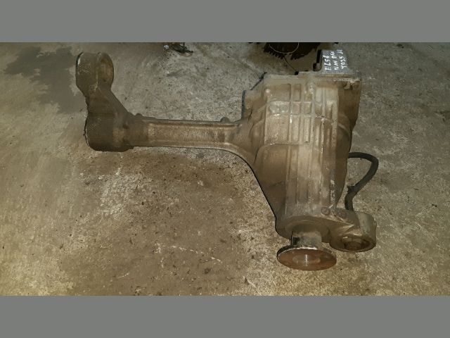 bontott NISSAN NAVARA Első Differenciálmű