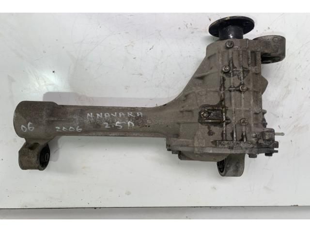 bontott NISSAN NAVARA Első Differenciálmű