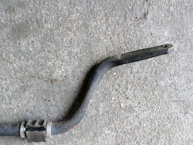 bontott NISSAN NAVARA Első Vízszintes Stabilizátor Rúd