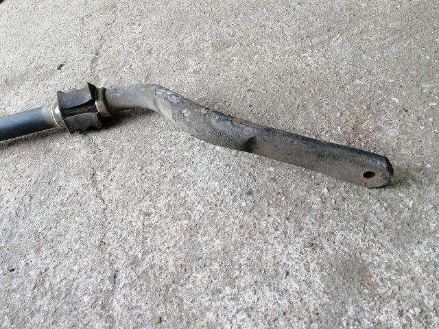 bontott NISSAN NAVARA Első Vízszintes Stabilizátor Rúd