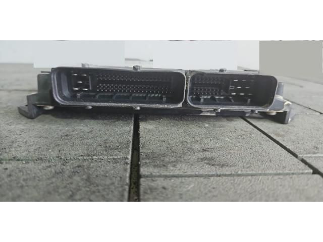 bontott NISSAN NAVARA Motorvezérlő