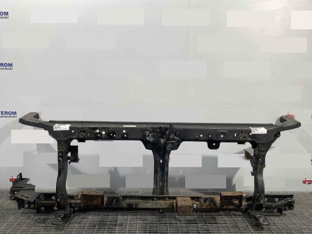 bontott NISSAN NAVARA Homlokfal (Üres lemez)