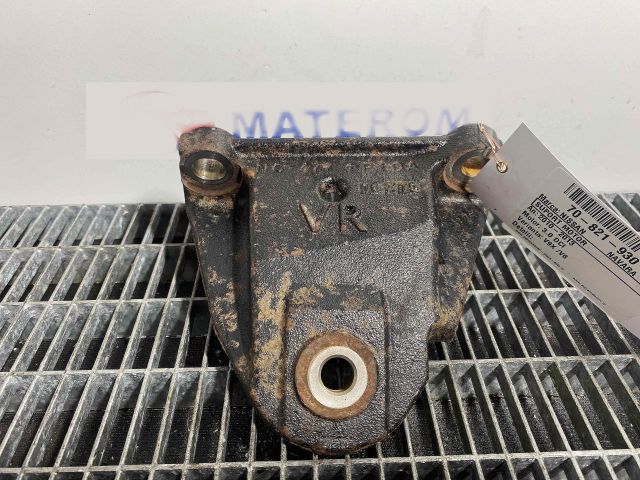 bontott NISSAN NAVARA Motor Tartó Bak (Pozíciófüggetlen)