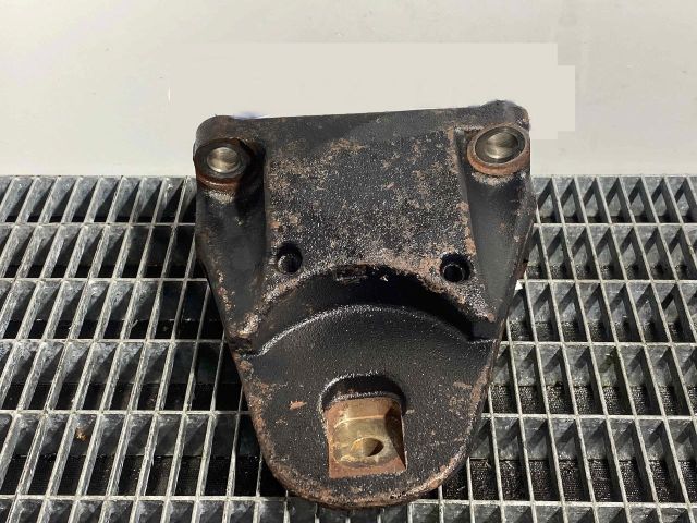 bontott NISSAN NAVARA Motor Tartó Bak (Pozíciófüggetlen)