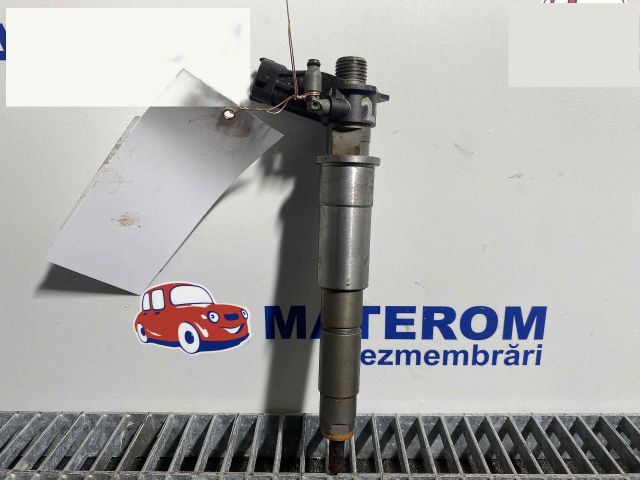 bontott NISSAN NAVARA Porlasztó (1 db)