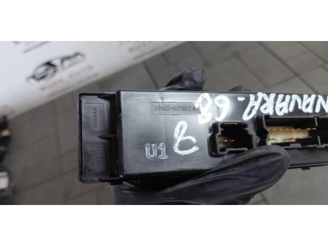 bontott NISSAN NAVARA Ablakemelő Kapcsoló Négyes / Kettes