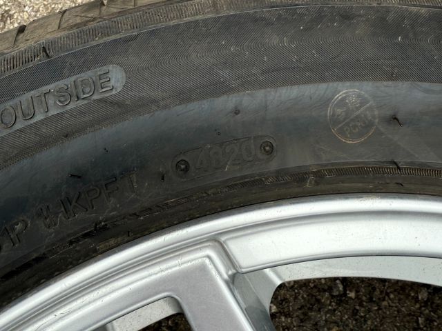 bontott NISSAN NAVARA Alufelni Szett Gumival