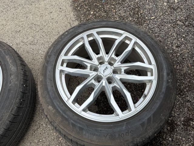 bontott NISSAN NAVARA Alufelni Szett Gumival