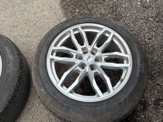 bontott NISSAN NAVARA Alufelni Szett Gumival