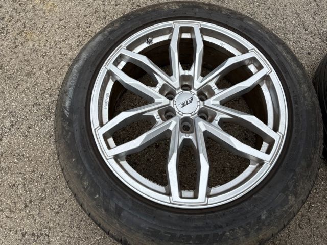 bontott NISSAN NAVARA Alufelni Szett Gumival