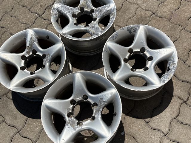 bontott NISSAN NAVARA Alufelni Szett