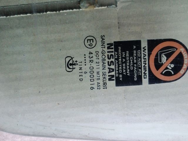 bontott NISSAN NAVARA Bal első Ablak