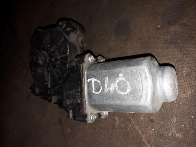 bontott NISSAN NAVARA Bal első Ablakemelő Motor