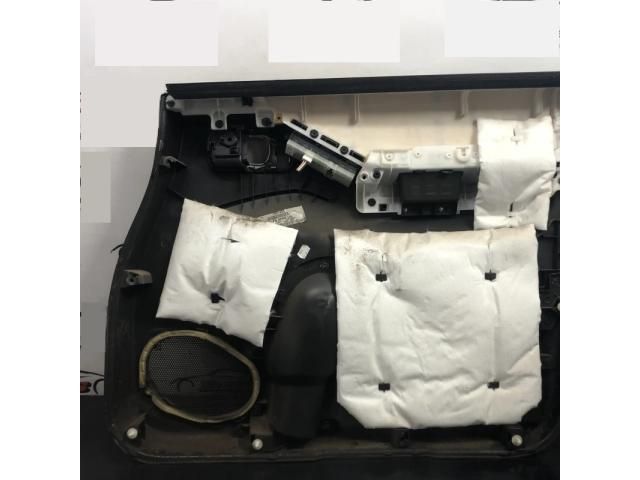 bontott NISSAN NAVARA Bal első Ajtó Kárpit