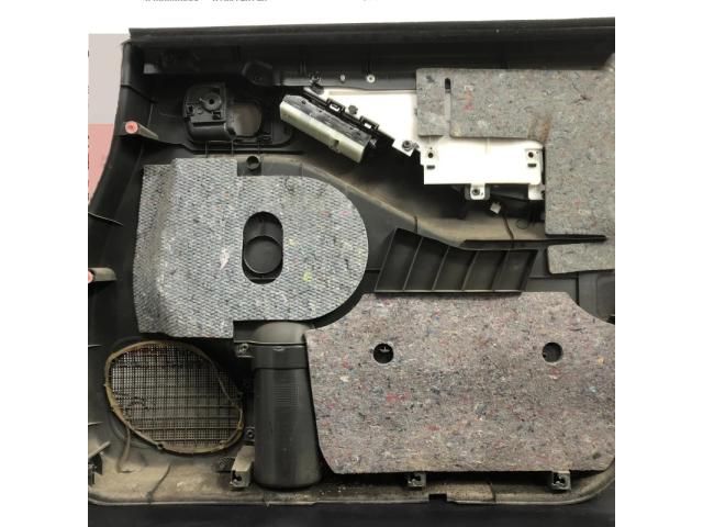 bontott NISSAN NAVARA Bal első Ajtó Kárpit