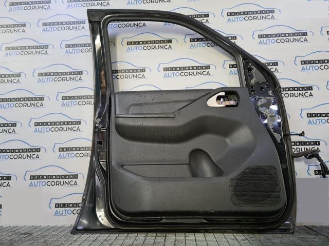 bontott NISSAN NAVARA Bal első Ajtó (Üres lemez)