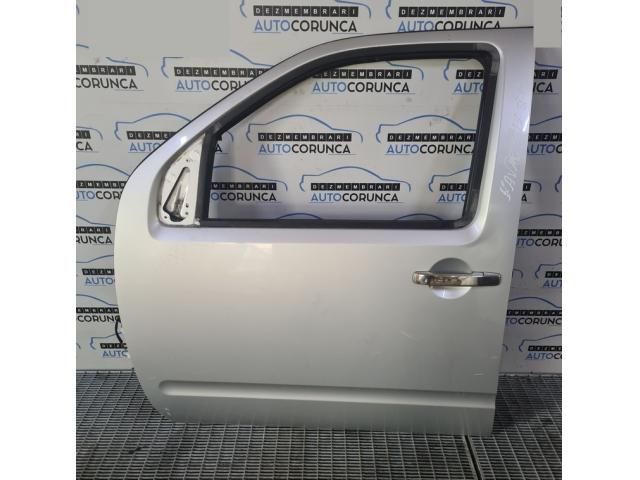 bontott NISSAN NAVARA Bal első Ajtó (Üres lemez)