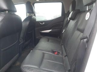 bontott NISSAN NAVARA Bal első Ajtó (Üres lemez)