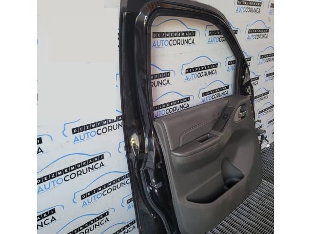 bontott NISSAN NAVARA Bal első Ajtó (Üres lemez)