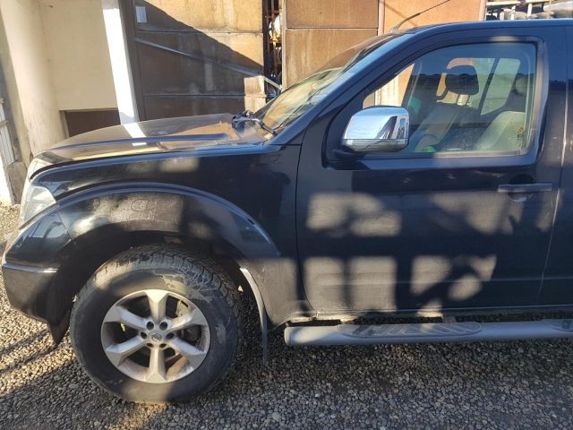 bontott NISSAN NAVARA Bal első Ajtó (Üres lemez)