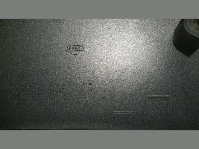 bontott NISSAN NAVARA Bal első Sárvédő Szélesítő