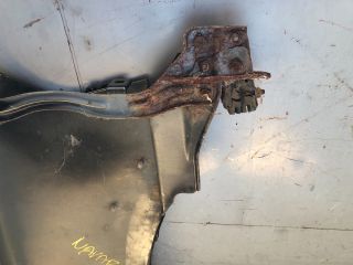 bontott NISSAN NAVARA Bal első Sárvédő