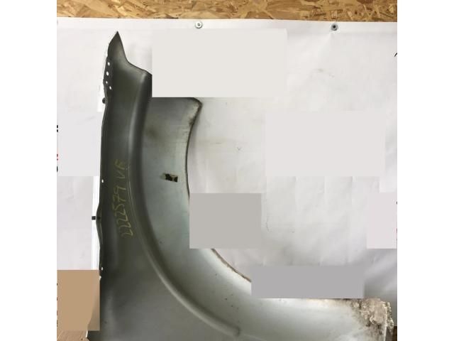 bontott NISSAN NAVARA Bal első Sárvédő