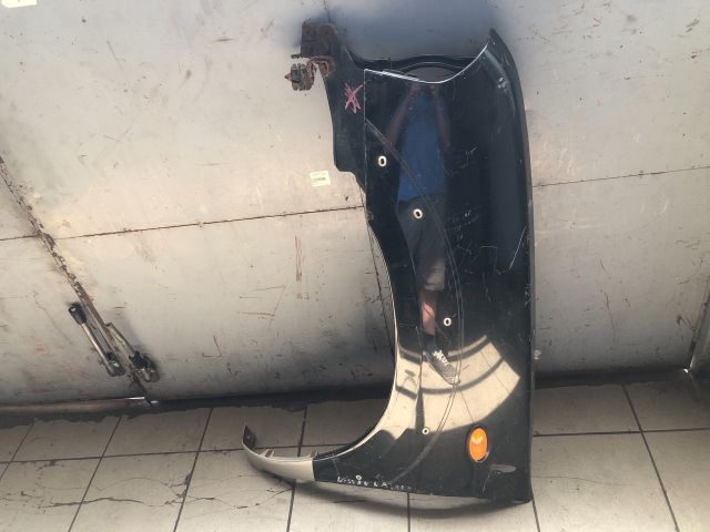 bontott NISSAN NAVARA Bal első Sárvédő