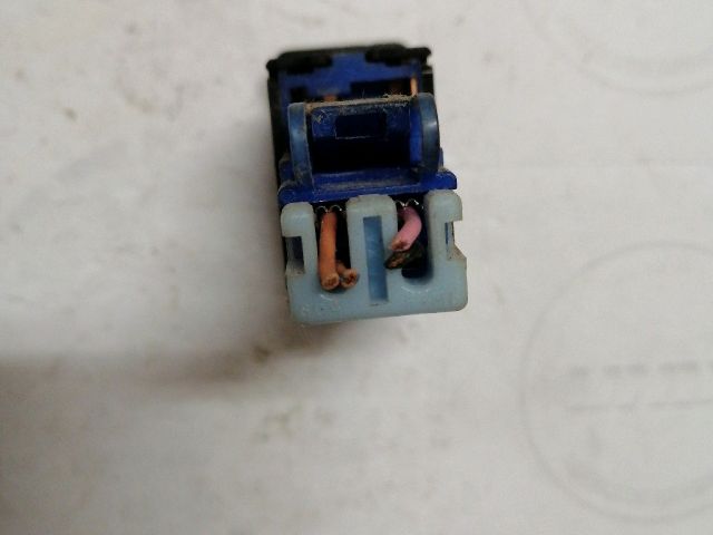 bontott NISSAN NAVARA Bal első Ülésfűtés Kapcsoló