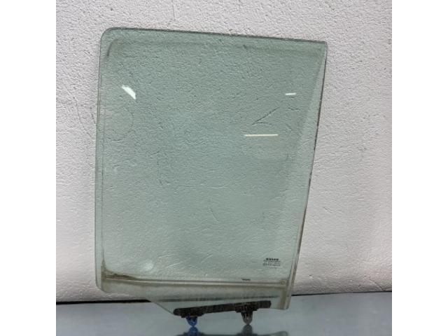 bontott NISSAN NAVARA Bal hátsó Ablak