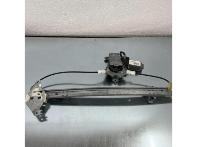 bontott NISSAN NAVARA Bal hátsó Ablakemelő Szerkezet (Elektromos)