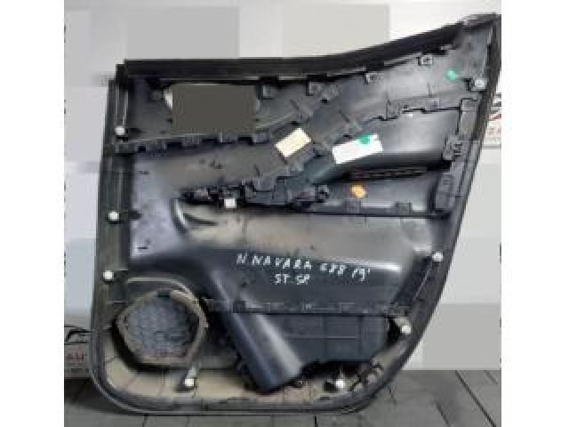 bontott NISSAN NAVARA Bal hátsó Ajtó Kárpit