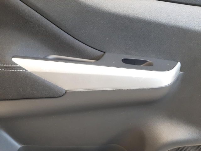 bontott NISSAN NAVARA Bal hátsó Ajtó Kárpit