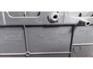 bontott NISSAN NAVARA Bal hátsó Ajtó Kárpit