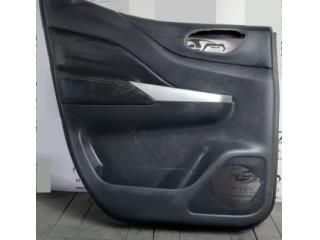 bontott NISSAN NAVARA Bal hátsó Ajtó Kárpit