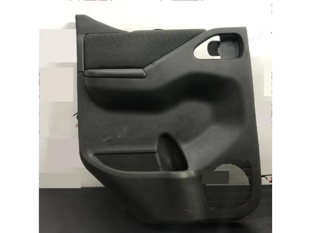 bontott NISSAN NAVARA Bal hátsó Ajtó Kárpit