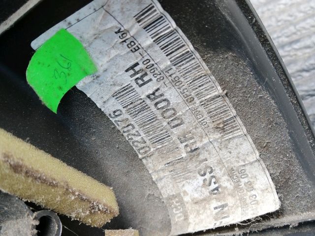 bontott NISSAN NAVARA Bal hátsó Ajtó Kárpit