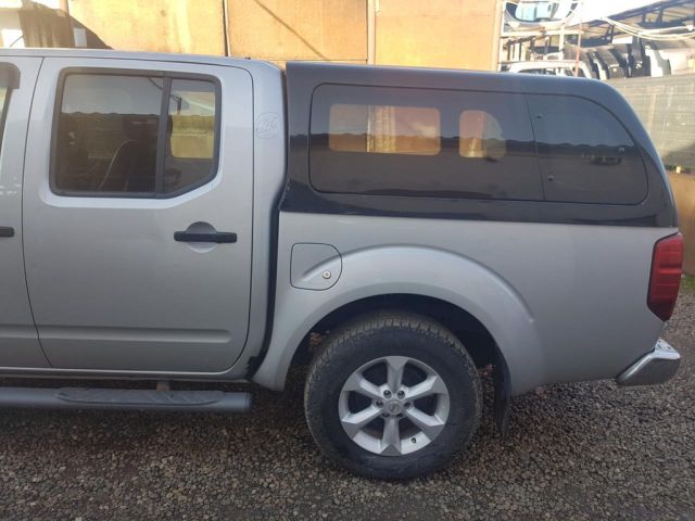 bontott NISSAN NAVARA Bal hátsó Ajtó (Üres lemez)