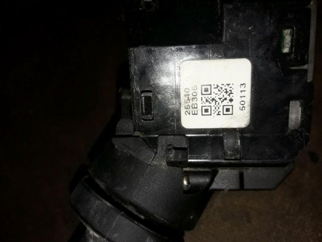 bontott NISSAN NAVARA Bal Kormánykapcsoló Irányjelző