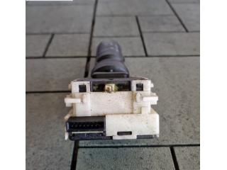 bontott NISSAN NAVARA Bal Kormánykapcsoló Irányjelző