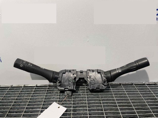 bontott NISSAN NAVARA Bal Kormánykapcsoló Irányjelző