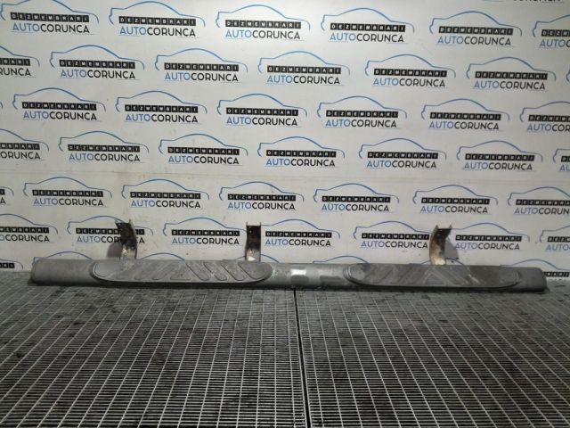 bontott NISSAN NAVARA Bal Küszöb