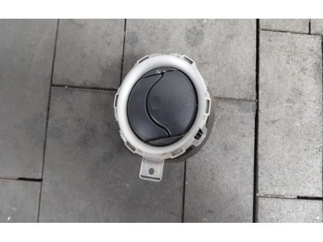 bontott NISSAN NAVARA Bal Szellőző